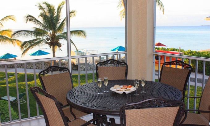 Seven Mile Beach Condo | 3 Bedroom Cayman Condo on Seven Mile Beach!