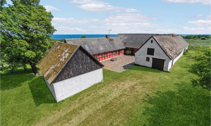 Østermarie House | 3 Bedroom Cozy Home In Østermarie