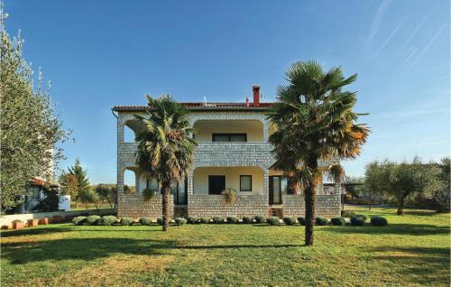 Stancija Vodopija Apartment | 3 Bedroom Gorgeous Apartment In Porec