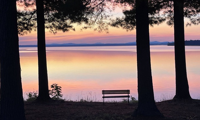 Plattsburgh House | 3 Bedroom Home with an Artists Lake View