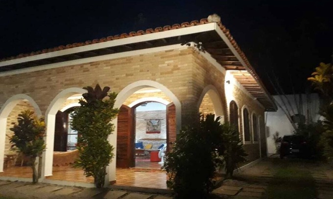 Tabatinga House | 3 bedroom house 30 meters from the beach in Tabatinga - 1 suite