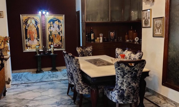 Sushant Lok Apartment | 3 bedroom in the heart of Gurugram
