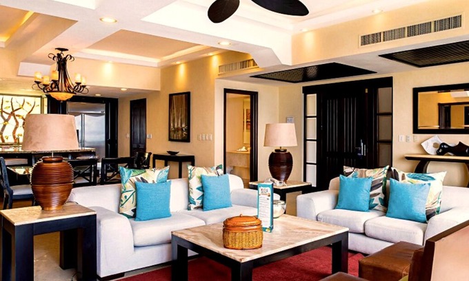 South Shore Hotel Area House | 3 Bedroom Oceanfront Penthouse on the Beach