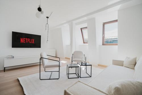 Mitte Apartment | 3 BR Penthouse - WHIRLPOOL - ZENTRAL - KÜCHE - WIFI - KAFFEE - GERÄUMIG - TERRASSE - PARKHAUS