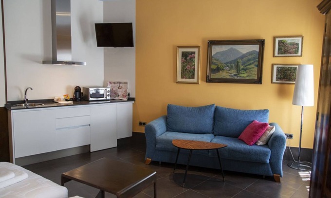 Andujar House | 3 Estudios Deluxe Para 2 O 4 Personas