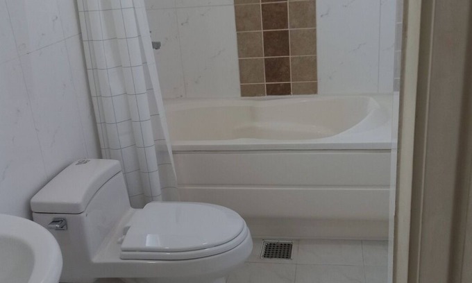 Pyeongtaek Villa | 3 min walking to USAG-Humphreys pedestrian gate