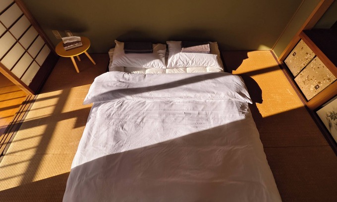 Chuo Apartment | 3 mins to C.S. Namba/Shinsaibashi 4 bedroom Apartment