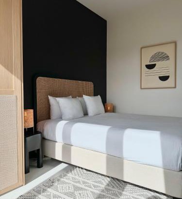 Stationsbuurt Noord Apartment | 3 Room Luxury Design Apartment with Airconditioning, Close to Gent St-Pieters Station