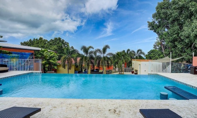 Playa Fortuna House | 3 Villas with Stunning Views & 2 Private Pools