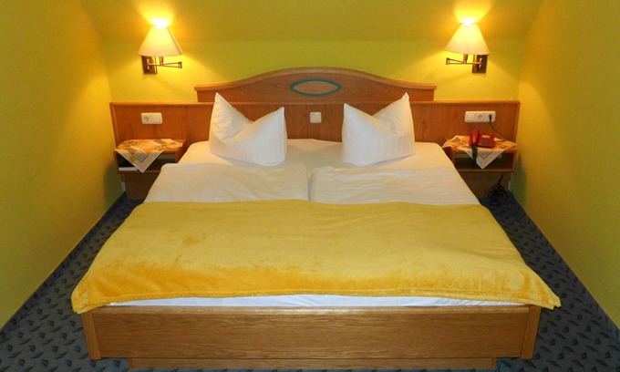 Neuwiese House | 31 Apartment - Landhotel Neuwiese with traditional inn An der Mühle