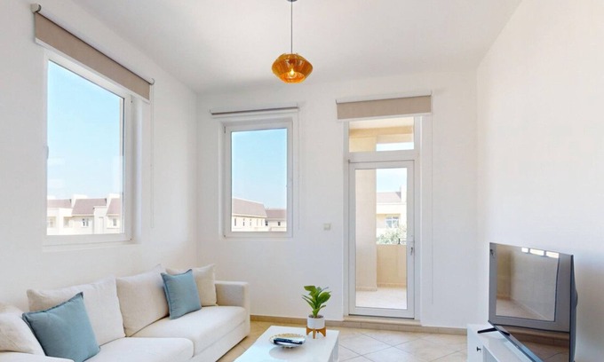 Motor City Apartment | 311 Widcombe House - Tranquil One Bed in Motor City