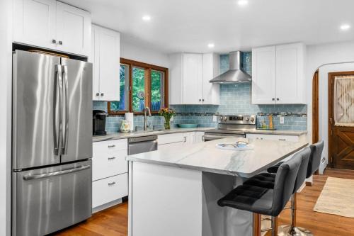 South Orleans House | 33 Heritage Drive South Orleans Cape Cod - Sea Saw Saucy