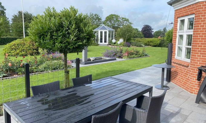 Haderslev Other | 349 m² Accommodation ∙ 5 bedrooms ∙ 12 guests