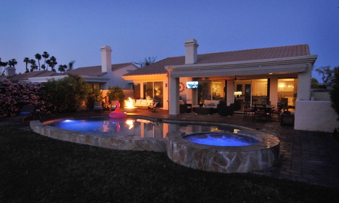 La Quinta House | 3B/3B, Golf/mountain views, BEACH ENTRY pool!! spa, fire place/pit, bbq #226796