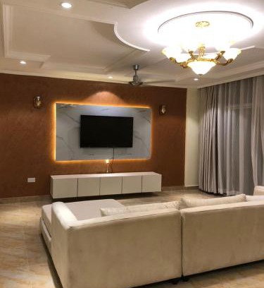 Kivukoni Apartment | 3BR Sea View Condo