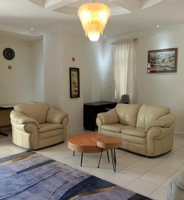 Kuching Apartment | 3R Balcony & WiFi Haven