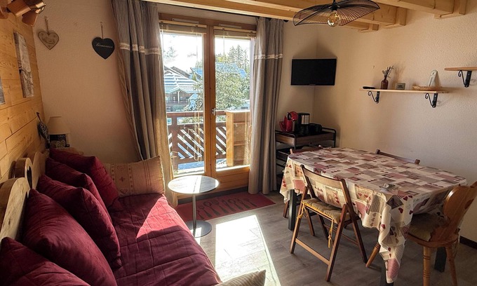 Montalbert Apartment | 4/6 person duplex apartment in a residence at the foot of the slopes!