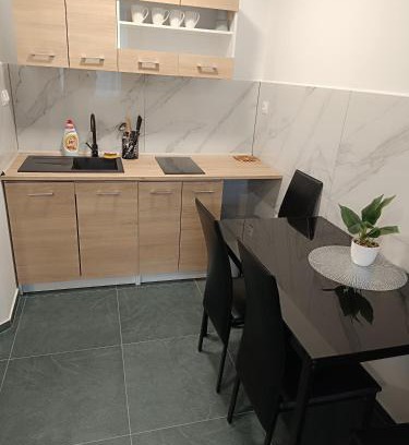 Morahalom Apartment | 4 Barát apartman