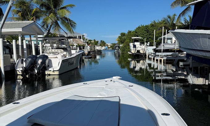 Key Largo House | 4-bdrm home in amazing Key Largo w/fitness rm, dock/lift boat up to 34 ft