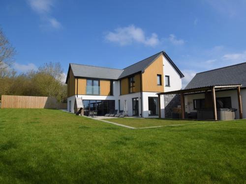 Holsworthy House | 4 Bed in Bude 85673