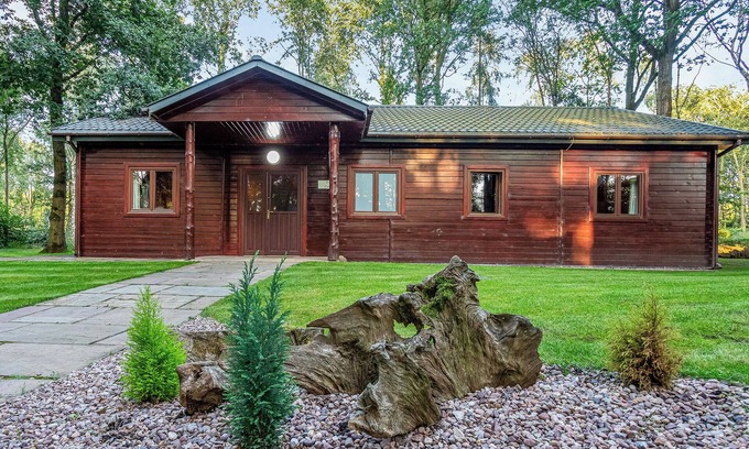 Overton-on-dee Ski Chalet | 4 bedroom accommodation in Ellesmere