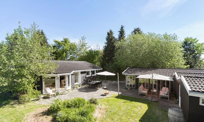 Dronningmolle House | 4 bedroom amazing home in Dronningmølle