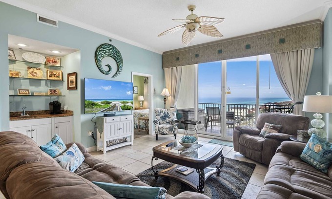 Fort Walton Beach - Destin Condo | 4 Bedroom Gulf View Condos Perfect for Family Vacation Leeward Key 1001