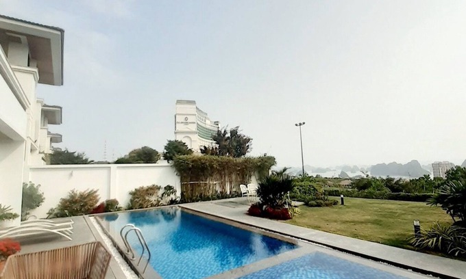 Bai Chay Villa | 4-bedroom villa in FLC Ha long golf and resort, View Bay , CIty and golf