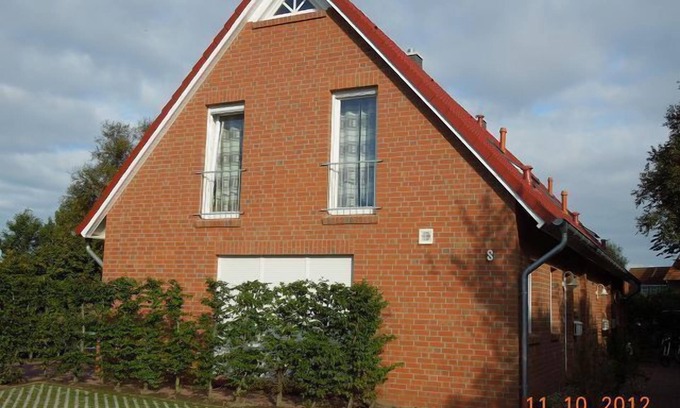 Harlesiel House | 4 * FH Aljoscha in a prime location - right at the marina! WiFi, SKY Strandk. Incl.!