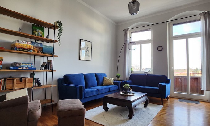 Outer Neustadt Condo | 4 room apartment with balcony on 120sqm in top location
