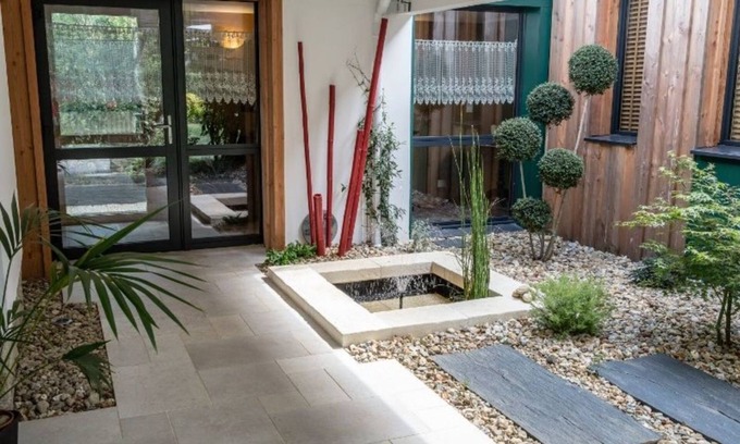 Arradon House | 4-star house with patio and garden