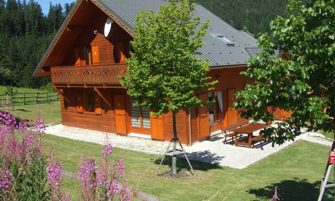 Villard-de-Lans Ski Chalet | 4-star "mountain tradition" chalet; 12 to 15 people/panorama, Villard de Lans