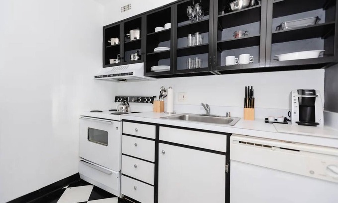 West End Hotel | 4 Units | DC Extended Stay | Pet-Friendly | Near Georgetown & West End Dining