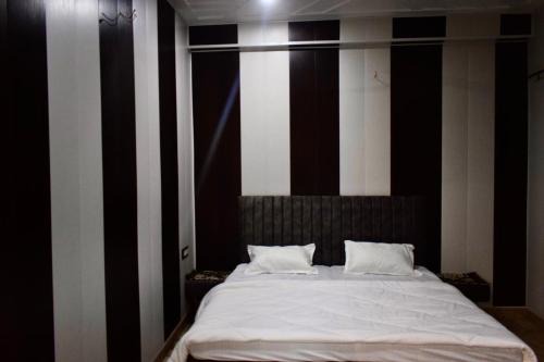 Naini House | 400meter from Sangam ghat Kuldeep 2