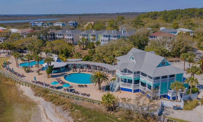 Saint Helena Island Cottage | 46 Davis Love Cottage
