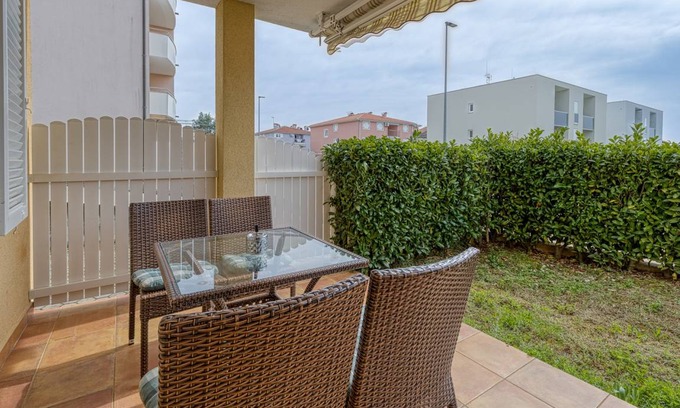 Karigador Apartment | 48 m² Apartment ∙ 2 bedrooms ∙ 5 guests