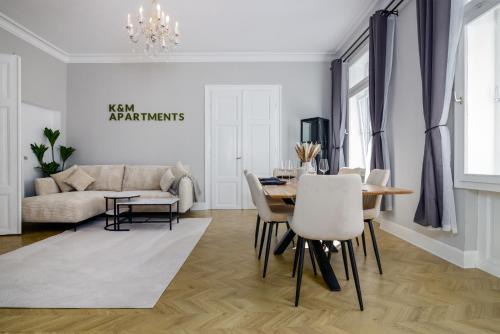 Wiesbaden Apartment | 4BR - Zentral - Geräumig - Terrasse - Altbau - Netflix - Grill - Wifi