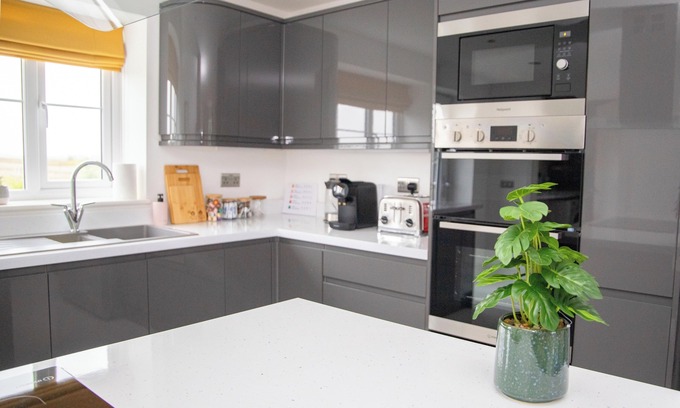 Stow Bardolph Apartment | 4x Bed Luxurious Home With a View