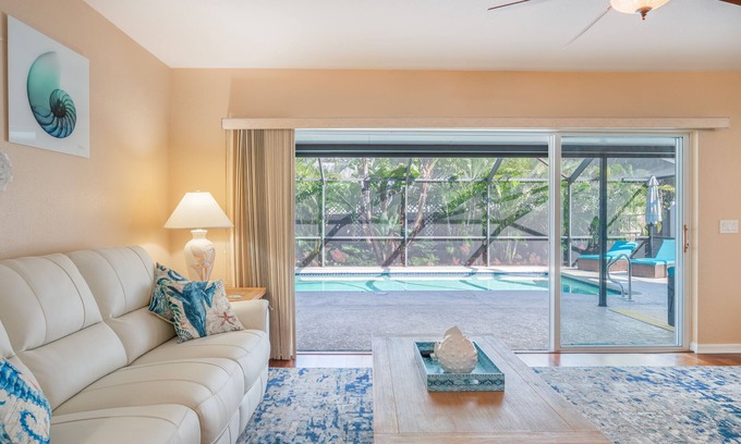 Clearwater House | 5.6 mi to Honeymoon Isle 5 beaches, also dog beach Super dog park 3.8 mi