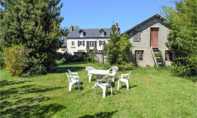 Miossens-Lanusse House | 5 Bedroom Nice Home In Miossens Lanusse