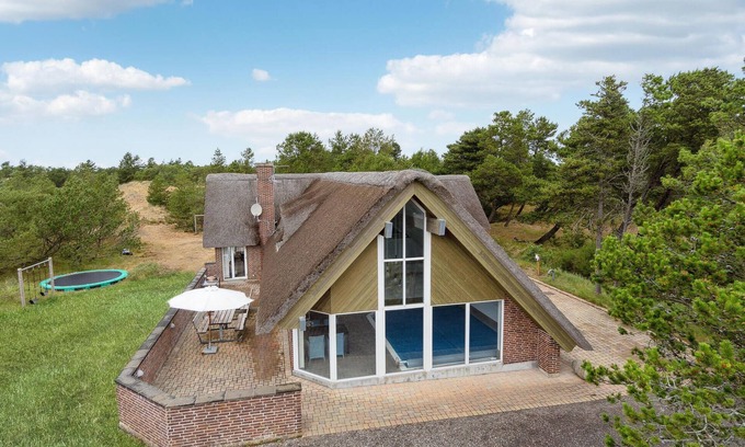 Blavand House | 5 bedroom stunning home in Blåvand