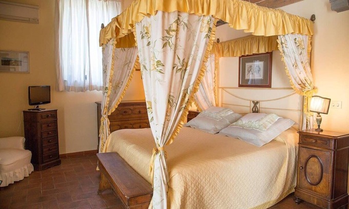 Impruneta Villa | 5 bedroom villa with pool in Tuscany