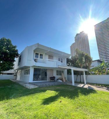 Suan Luang House | 5 beds private garden resort 452sqm Pet relax