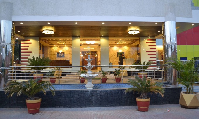 Kota Hotel | 5 Flowers Ananta Elite, Kota