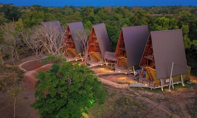 Nochchiyagama Hotel | 5 min from Wilpattu National Park main gate, Chena Hut Safari Resort, Wilpattu