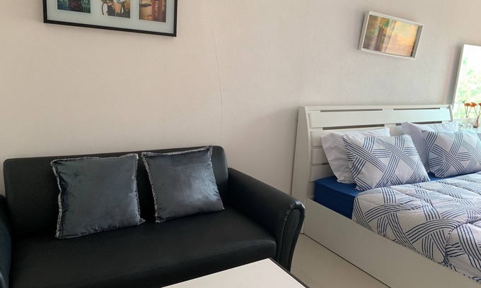 Mueang Samut Prakan District Condo | 5 minutes to Bearing BTS, lots of street food