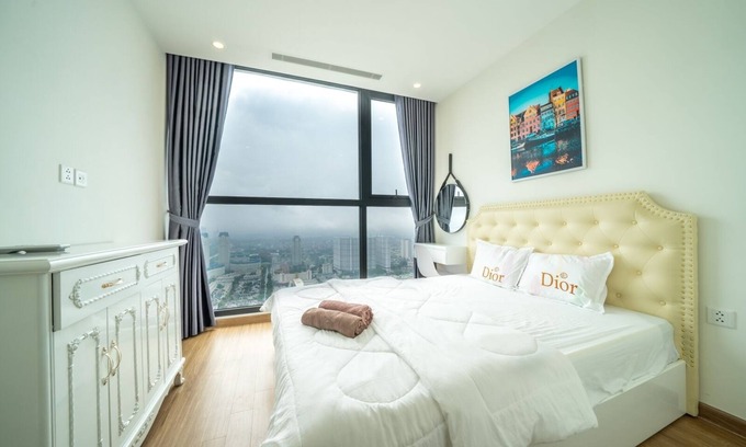 Tu Liem Apartment | 5-star Apartment in Skylake nearby Keangnam