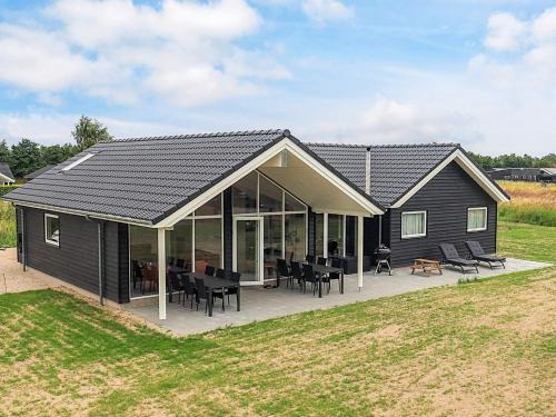 Idestrup House | 5 star holiday home in Idestrup
