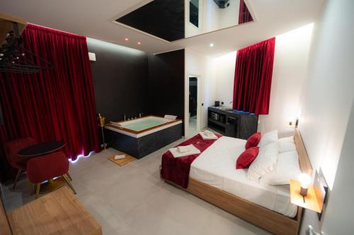 Trapani House | 5 Stars - Exclusive Luxury Suites with a jacuzzi