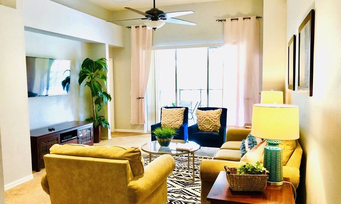 Calabay Parc House | 5 Stars-Modern & Beautiful-Relaxing & Fun*15Min.Disney*WiFi*GameRoom*HotTub*Pool